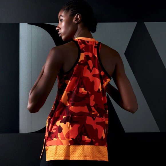 NWT Aarmy Camo Print Racerback Top, size Small - Picture 2 of 10